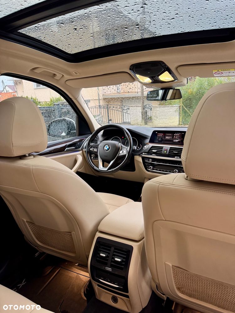 BMW X3 sDrive18d Advantage - 17
