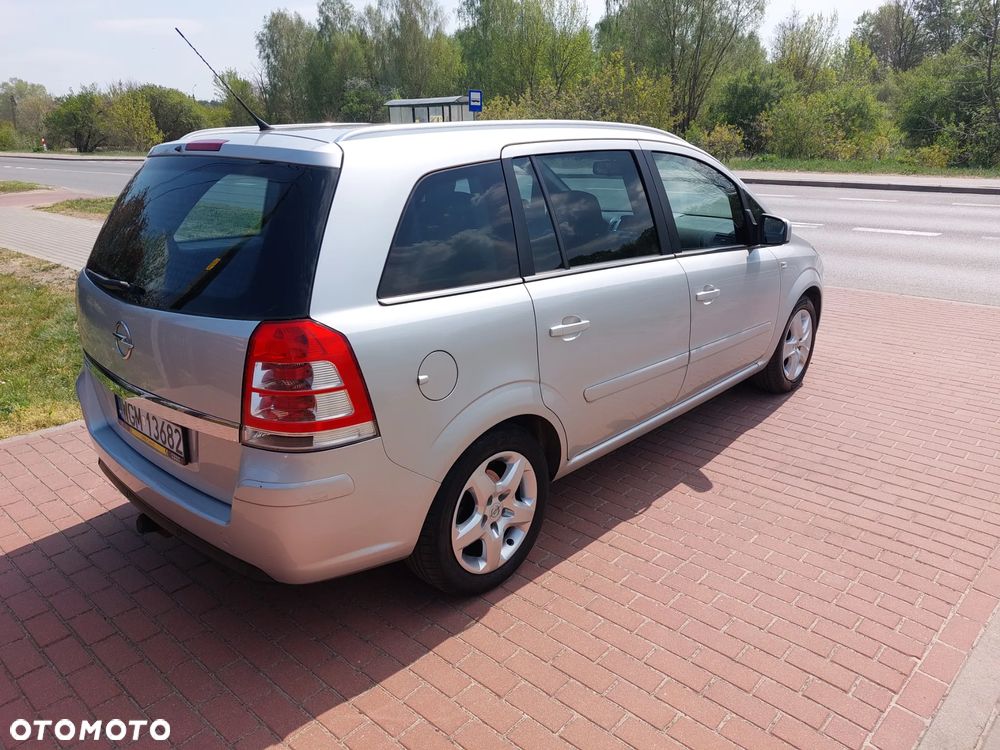 Opel Zafira - 6