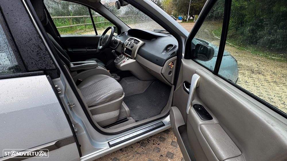 Renault Scénic 1.5 dCi Luxe Dynamique - 32