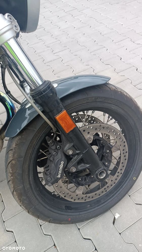 BMW R - 6