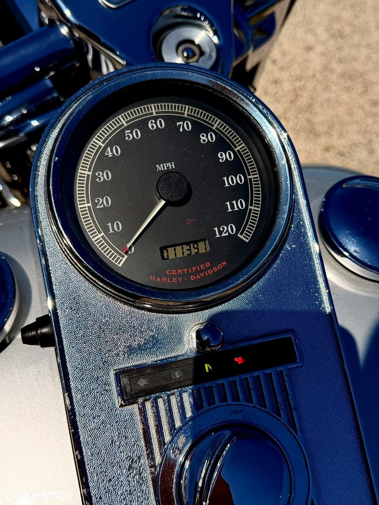 Harley-Davidson Touring Road King - 9