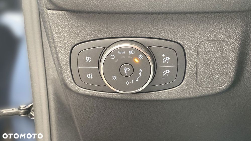 Ford Focus 1.0 EcoBoost mHEV Titanium X - 23