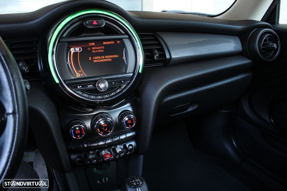 MINI 3 Portas One D - 20