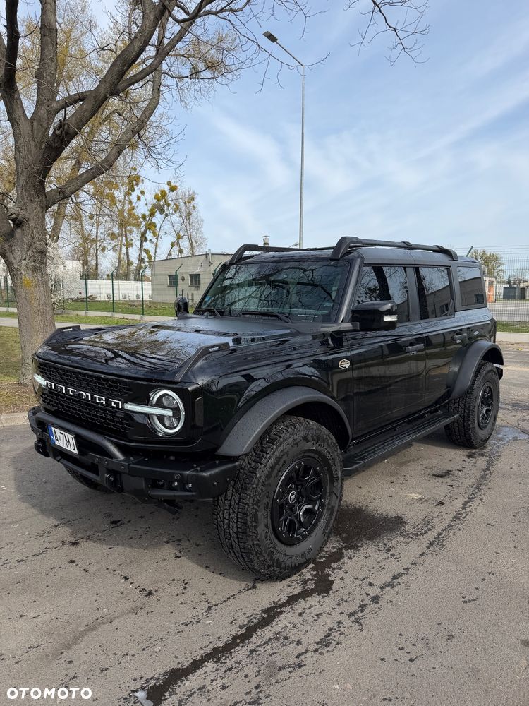 Ford Bronco - 4