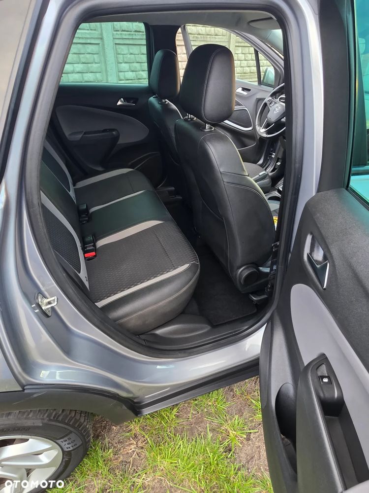 Opel Crossland X - 18