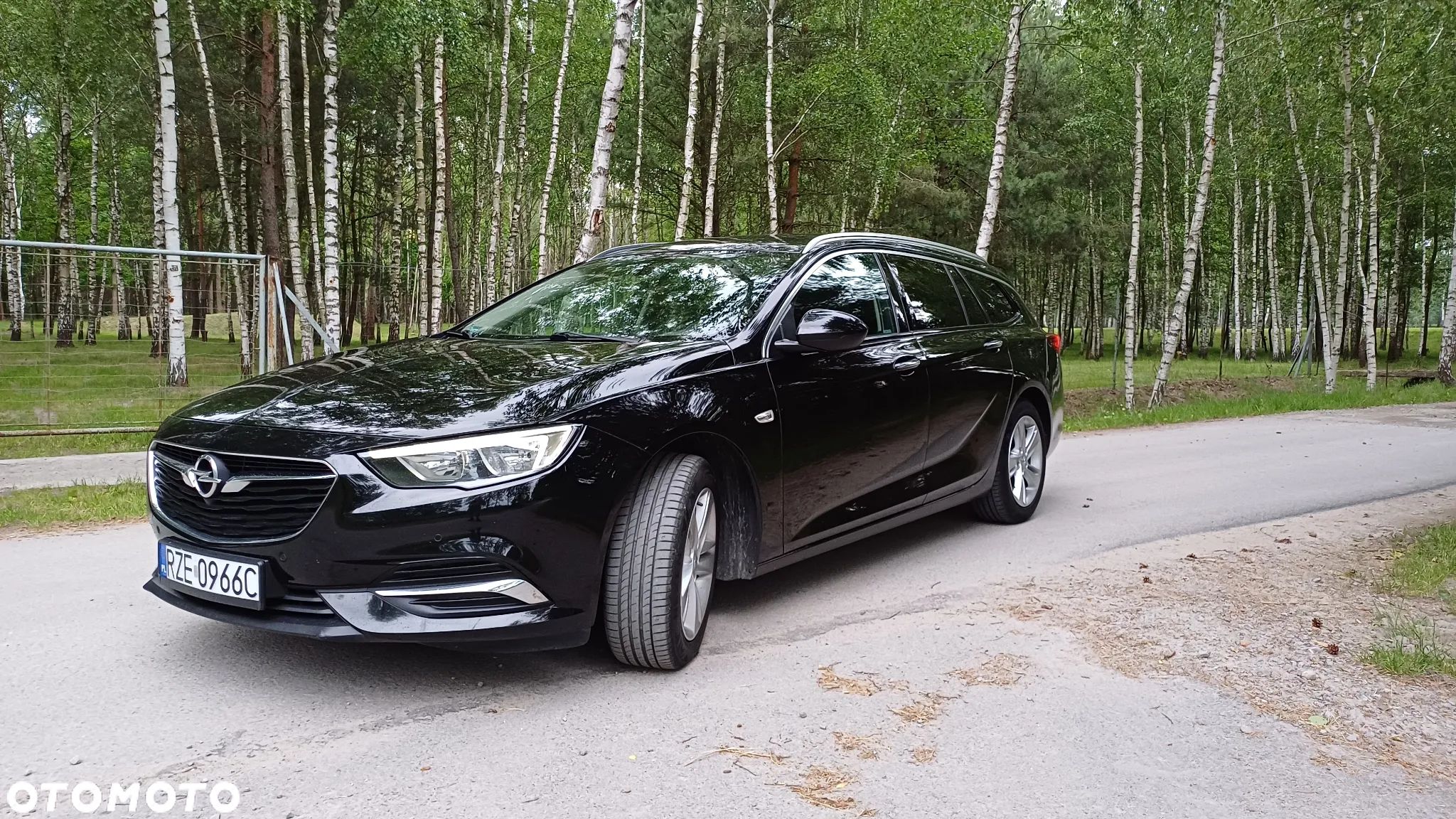 Opel Insignia 1.6 CDTI Sports Tourer - 1