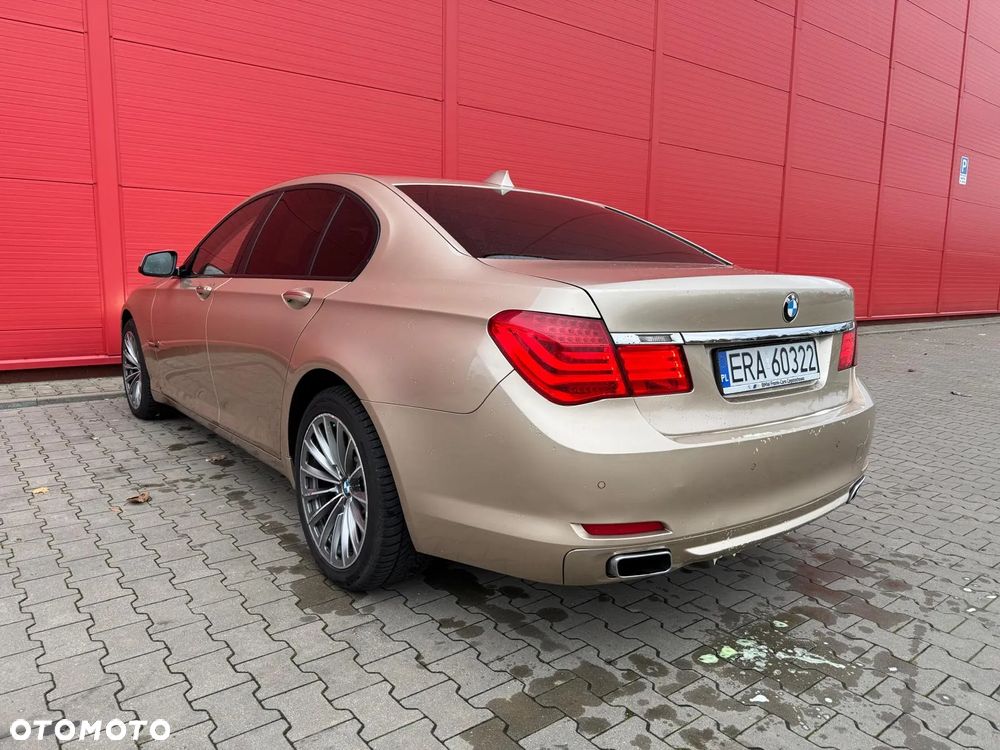 BMW Seria 7 740d xDrive - 8