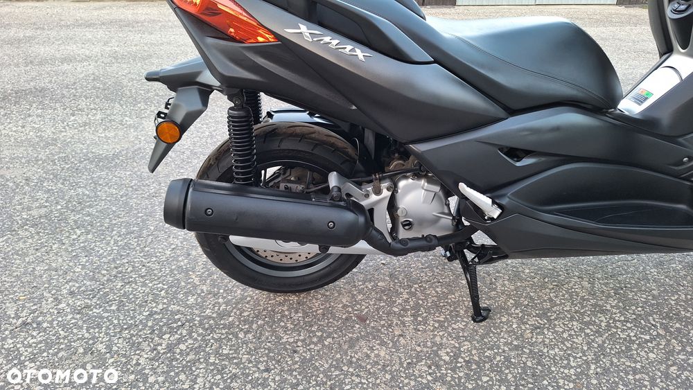 Yamaha X-max - 16