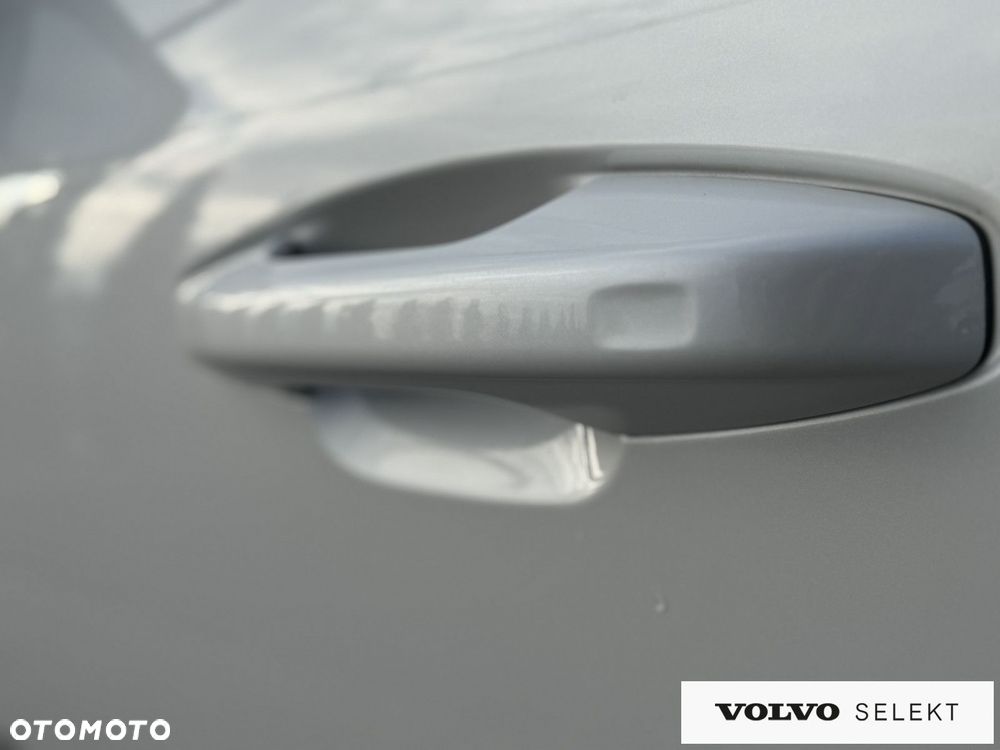 Volvo XC 40 - 33