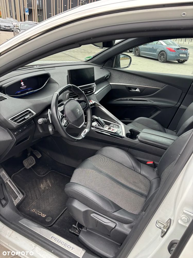 Peugeot 5008 BlueHDI 180 EAT8 Allure - 7