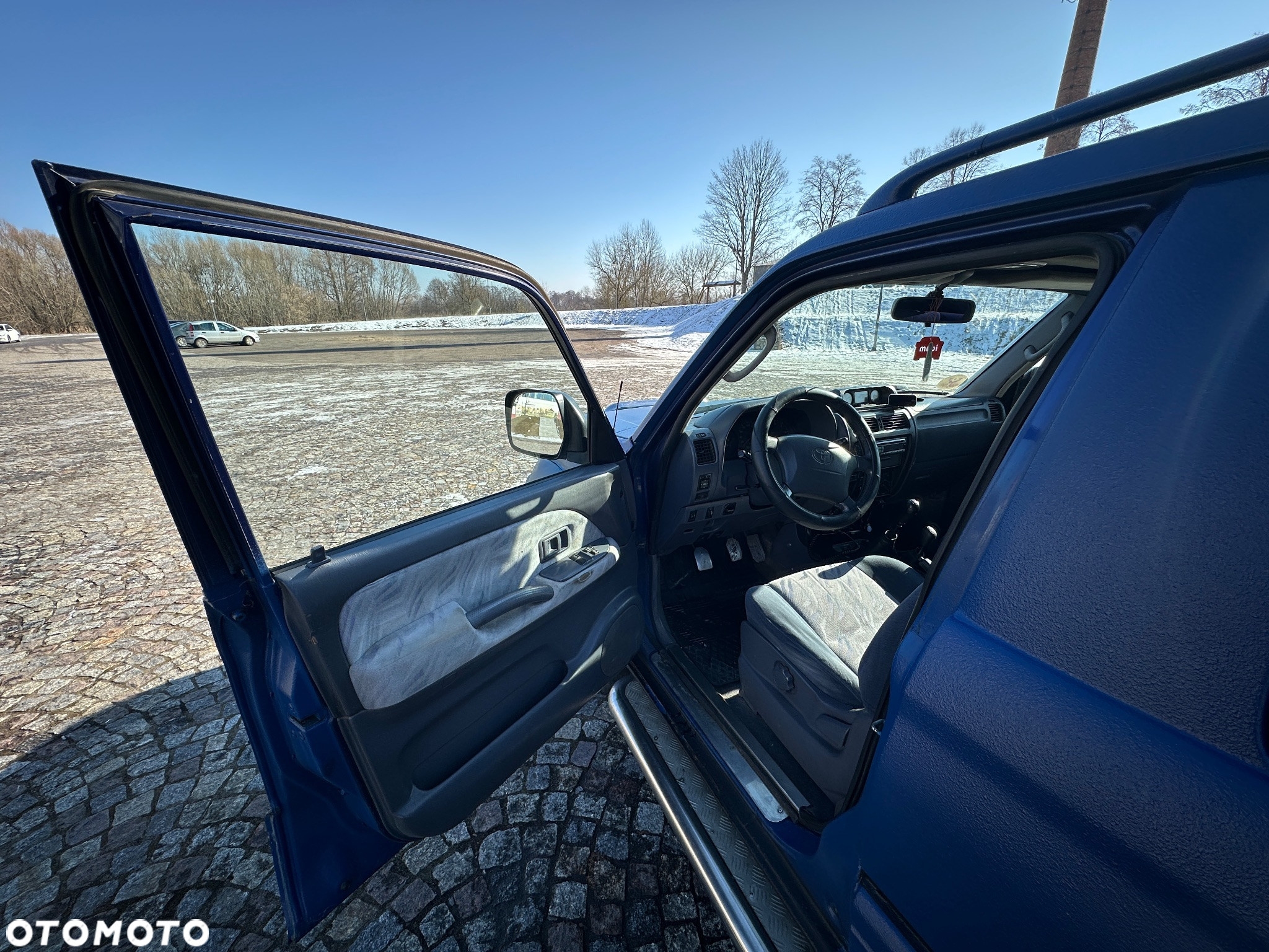 Toyota Land Cruiser - 15