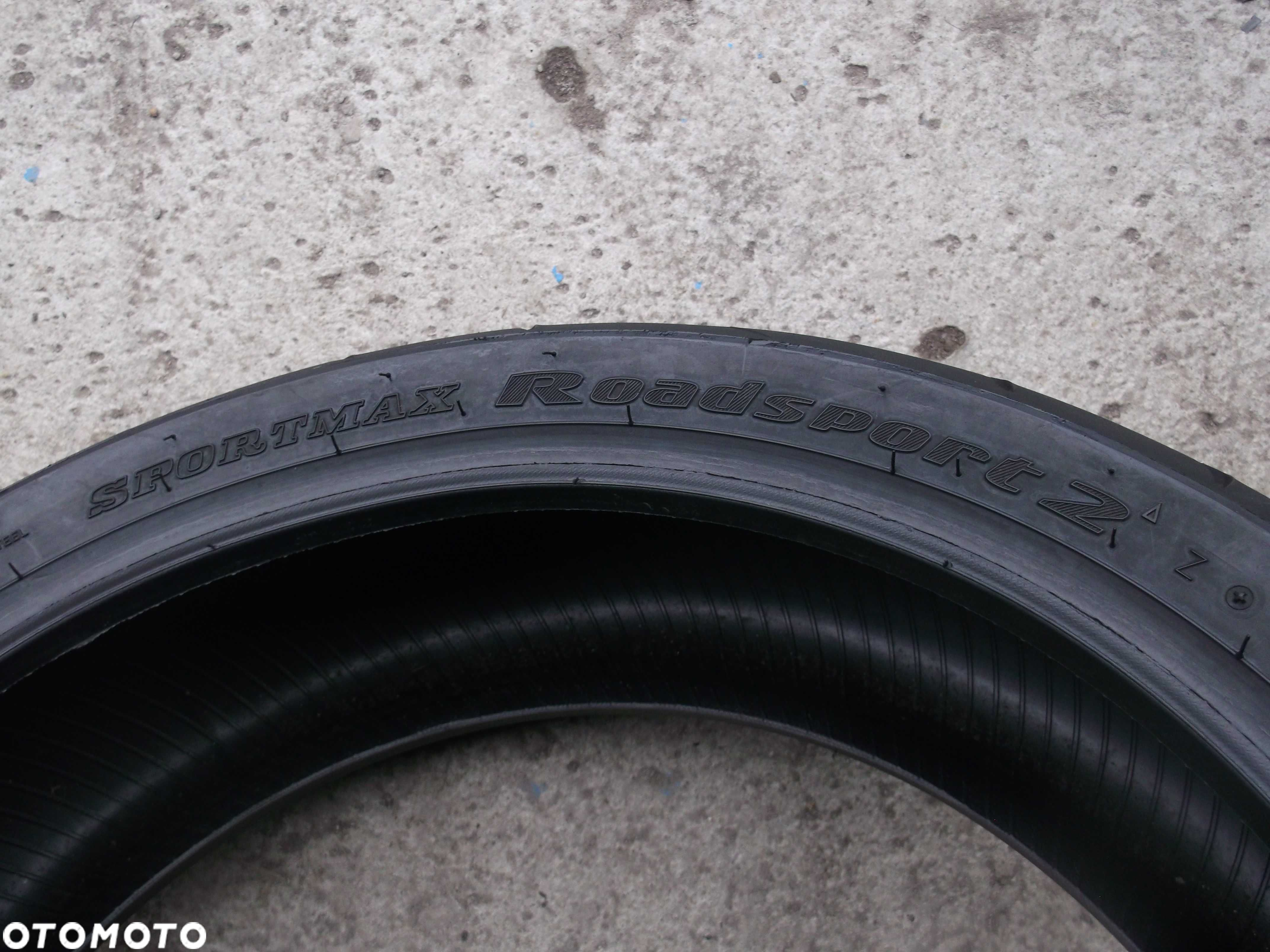 opona 180/55ZR17	73W DUNLOP	SPORTMAX ROADSPORT 2 dot4120 2,9mm - 7