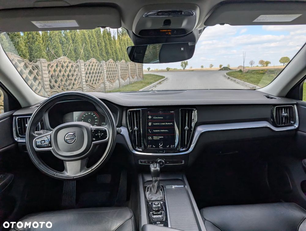 Volvo S60 T6 AWD Momentum Pro - 10