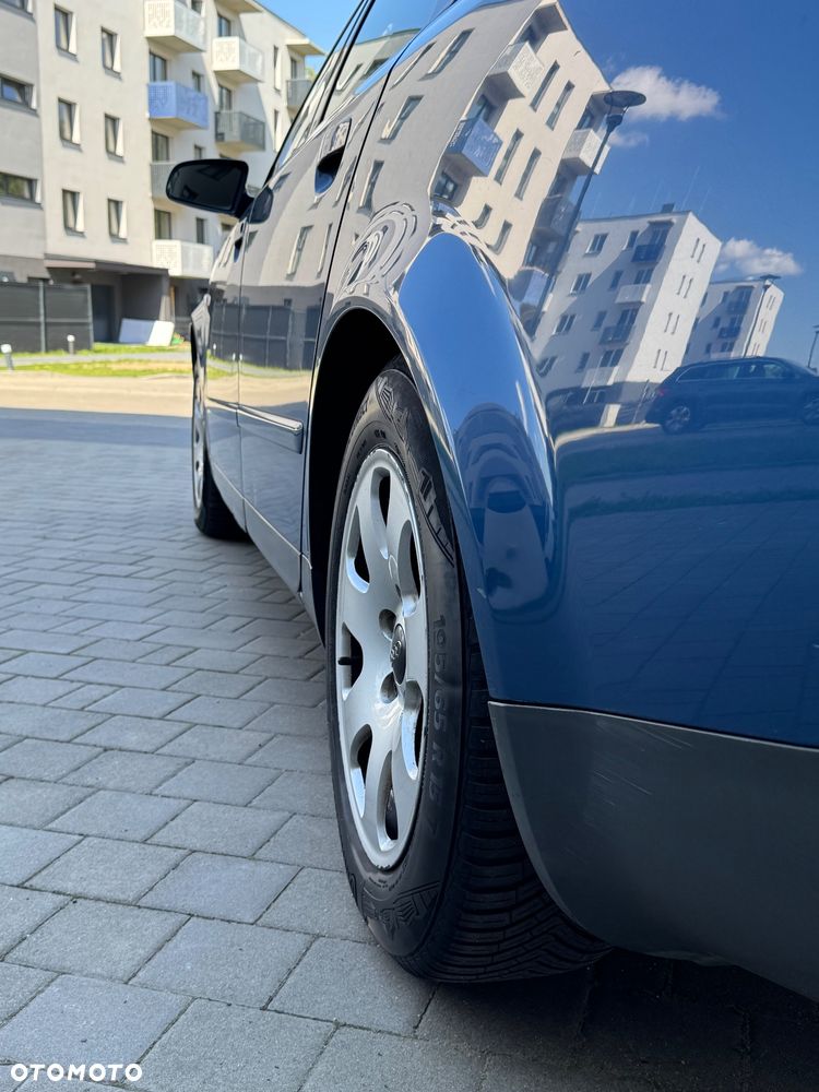 Audi A4 Limousine - 6