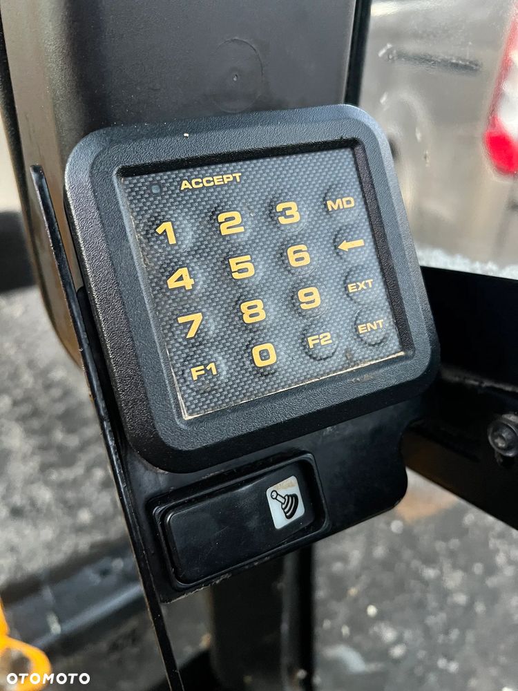 JCB 8018 CTS * Minikoparka JCB 8018 * 2 Tony * Rozsuwane Podwozie * Nowe Gąsienice * Stan IDEALNY * - 24