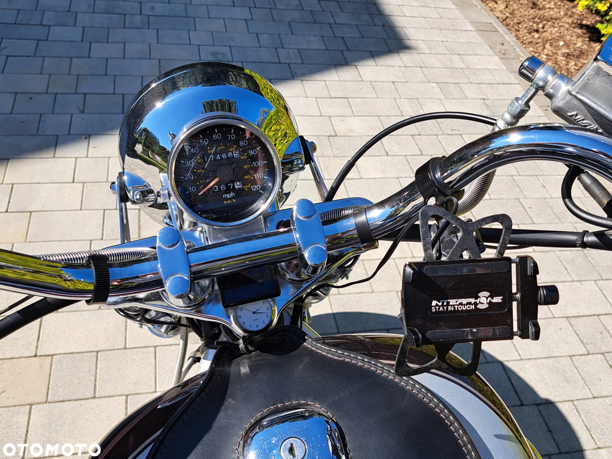 Suzuki Intruder - 5