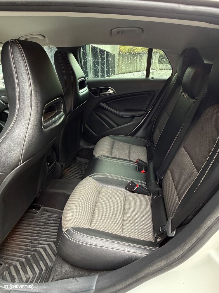 Mercedes-Benz CLA 200 - 10