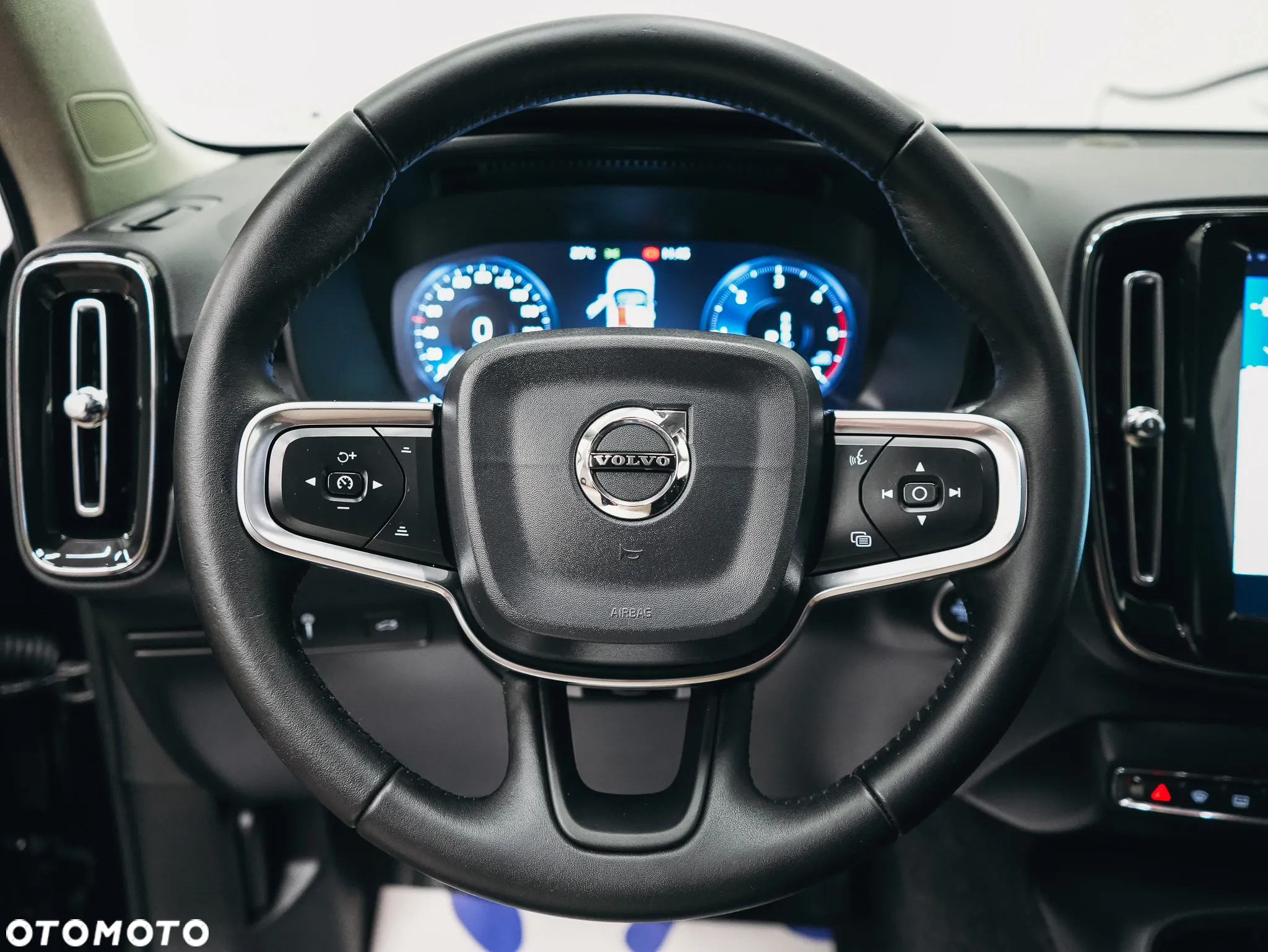 Volvo XC 40 D3 Momentum - 20