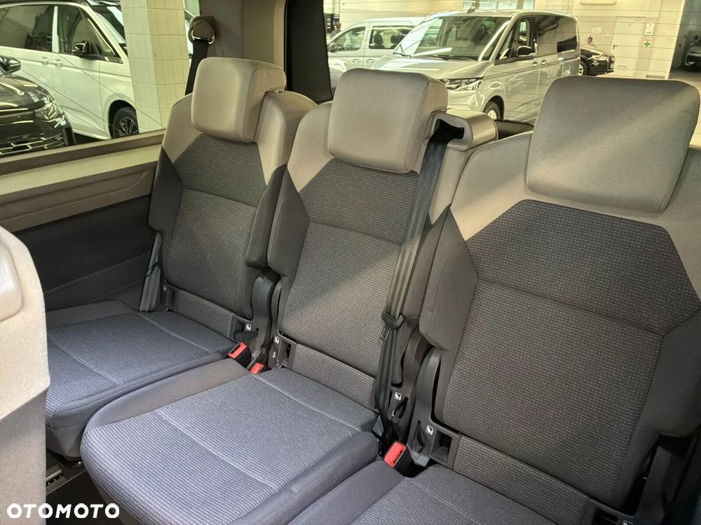 Volkswagen Multivan - 18