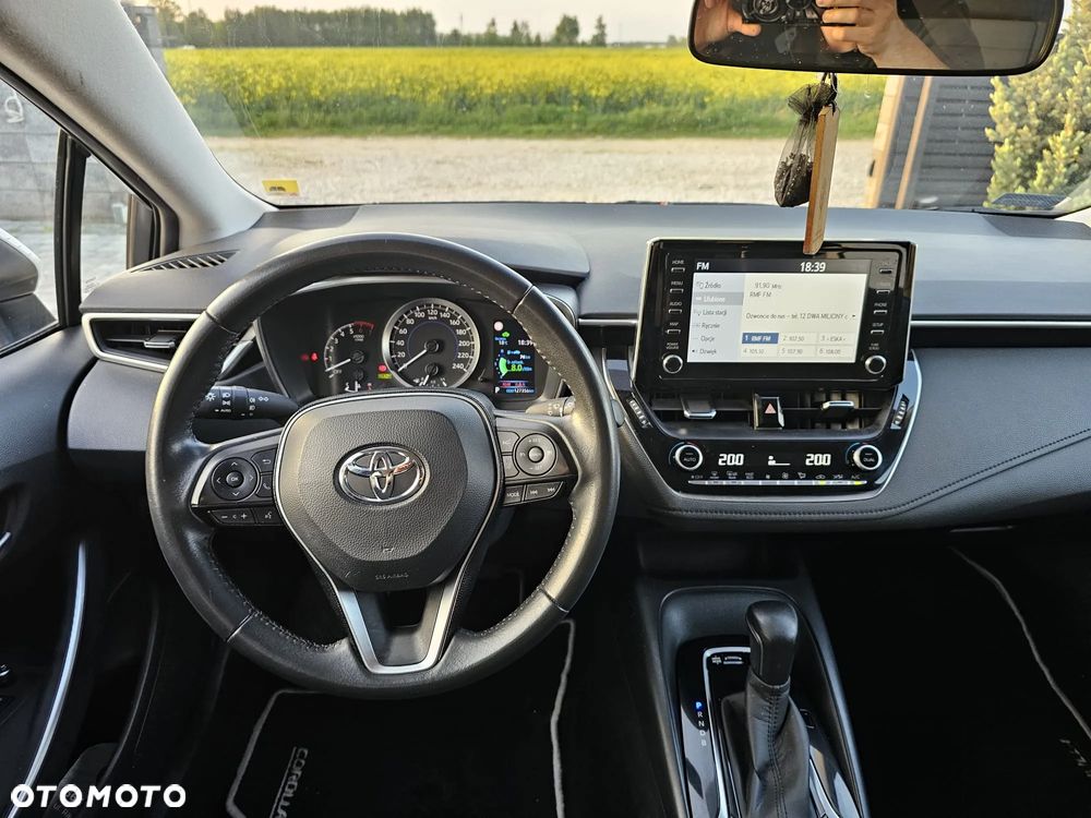 Toyota Corolla 1.8 Hybrid Comfort - 10