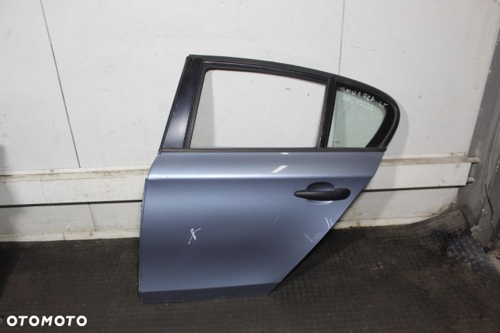 DRZWI LEWY TYŁ BMW 1 118D E87 A18/7 - 1