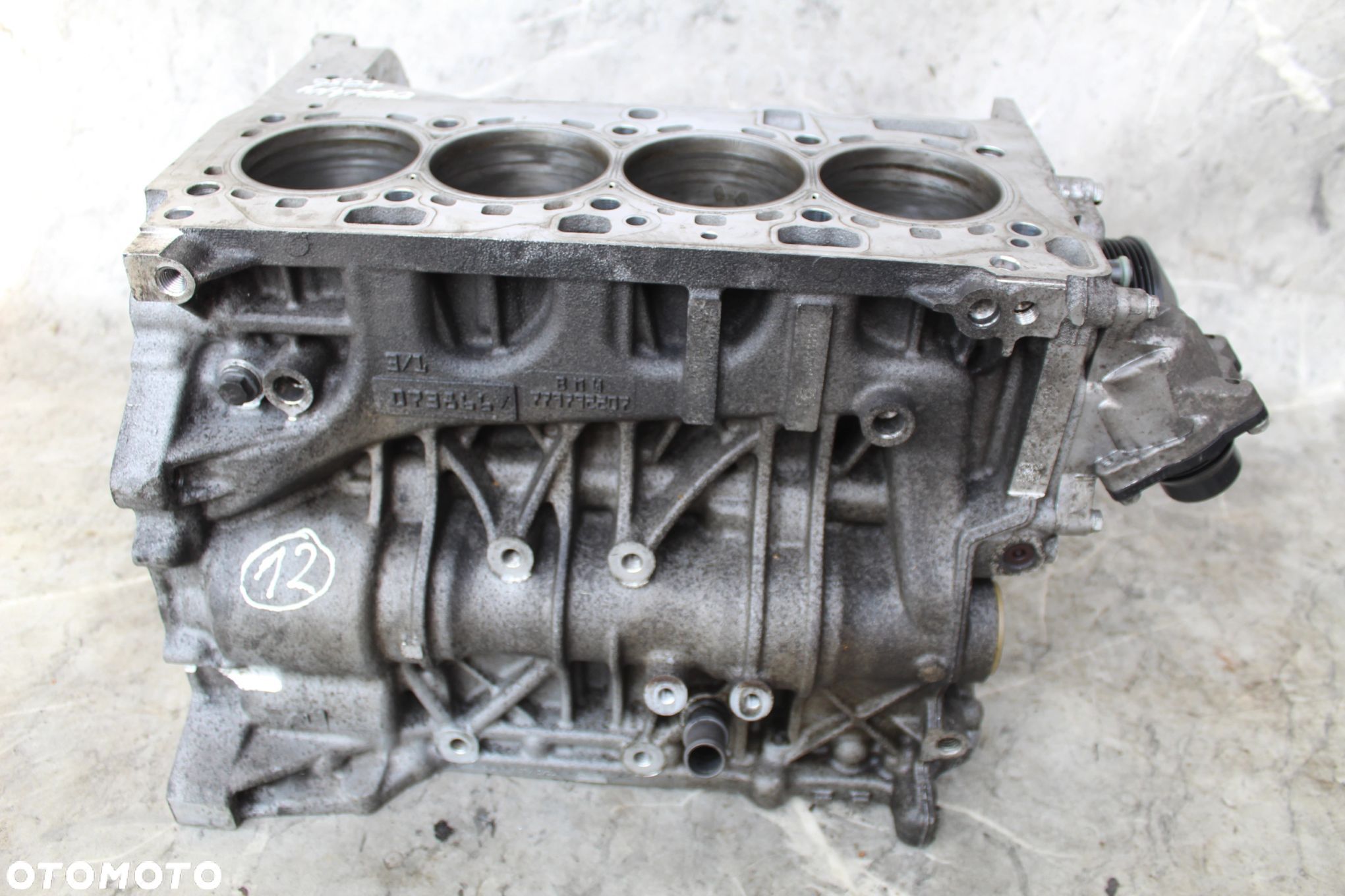 BLOK SILNIKA BMW E90 E91 E81 E87 E60 2.0D N47D20A - 1