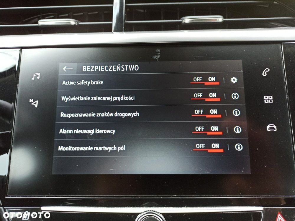 Opel Corsa 1.2 Direct Injection Turbo Start/Stop Edition - 25