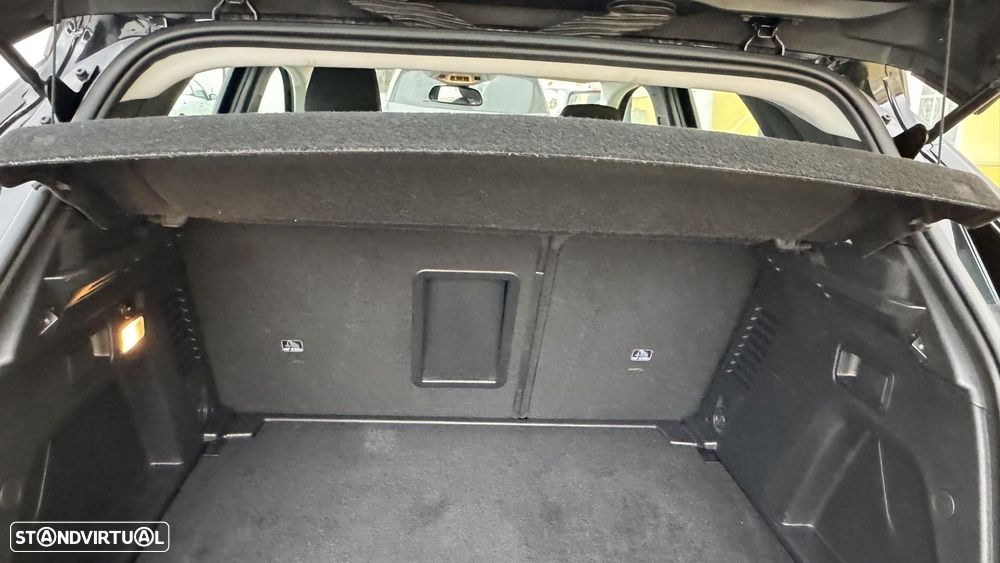 Peugeot 3008 1.2 PureTech Allure EAT8 - 12