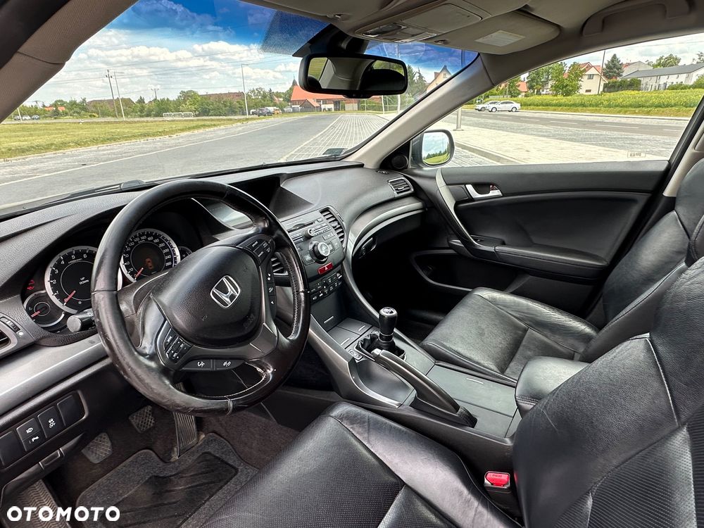 Honda Accord - 10