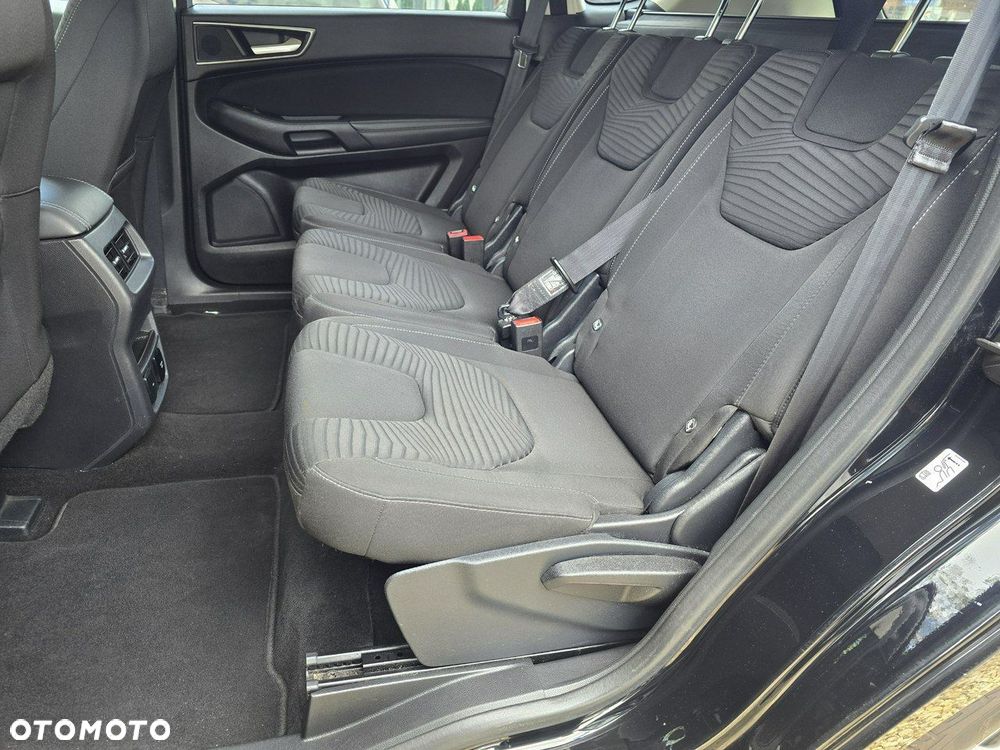 Ford S-Max - 11