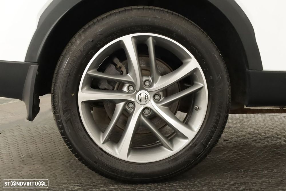 MG EHS 1.5 T-GDI Plug-in Hybrid Luxury - 5