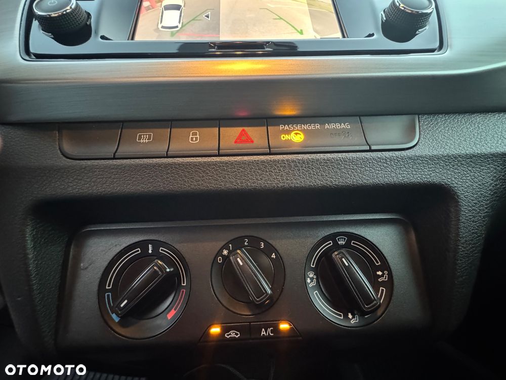 Skoda Fabia 1.0 Ambition - 12