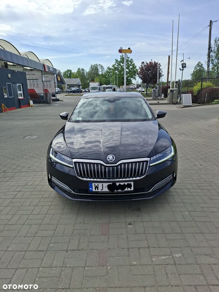 Skoda Superb 2.0 TSI L&K DSG - 23