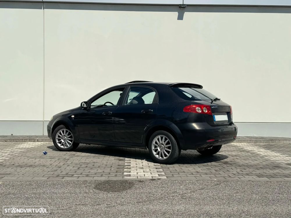 Chevrolet Lacetti 1.4 SX - 11