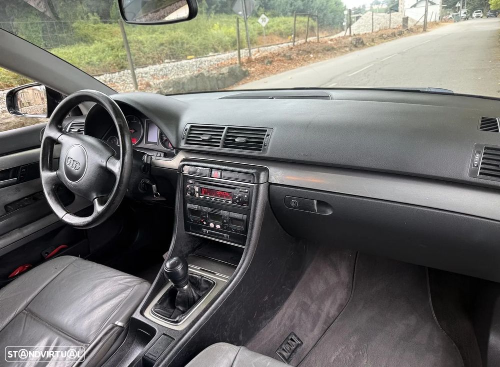 Audi A4 1.9 TDI m5 - 2