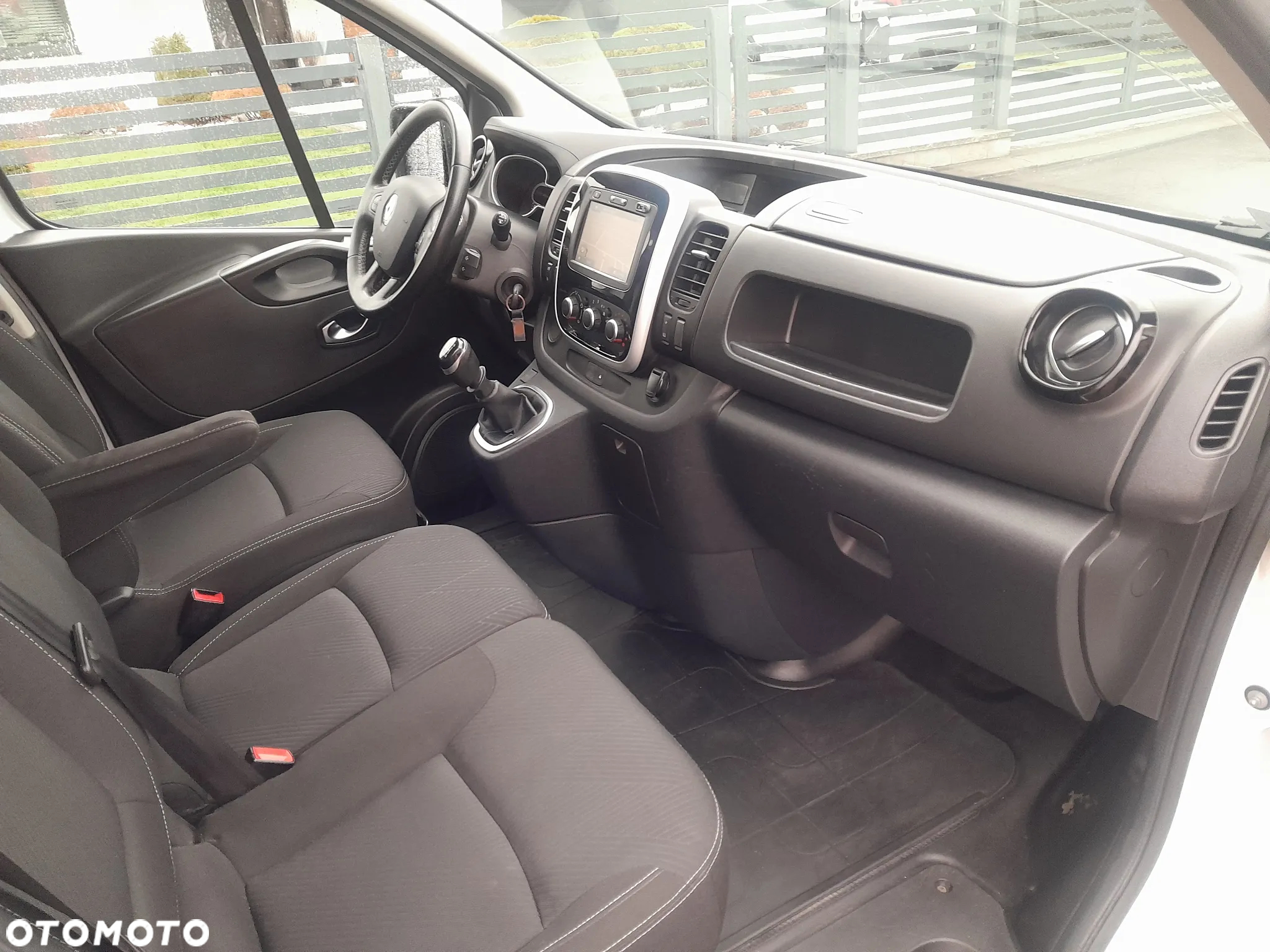 Renault Trafic Long - 13