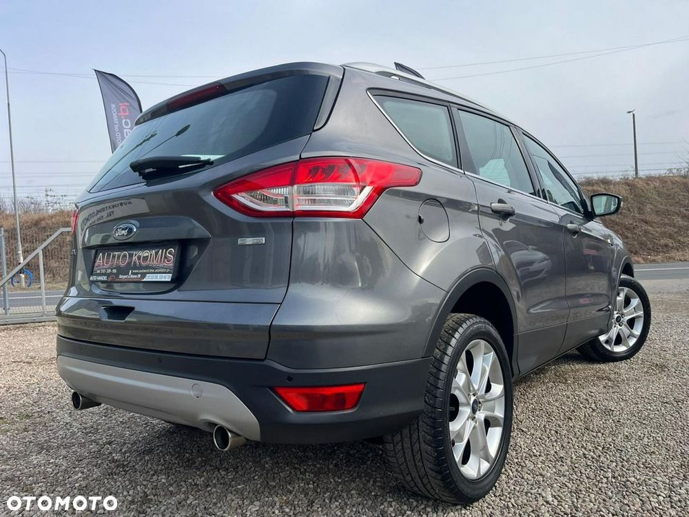 Ford Kuga 1.6 EcoBoost 2x4 Titanium - 6