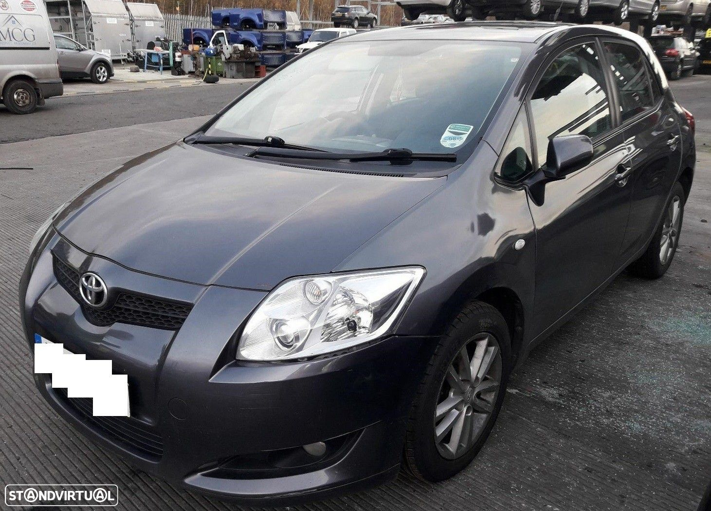Toyota Auris E15 2.0 D4D de 2009 disponível para peças CINTOS TRASEIROS VENDIDOS - 2