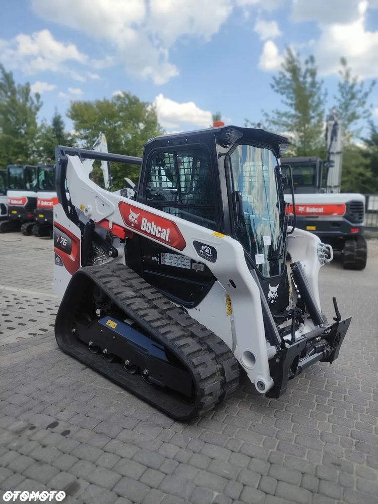 Bobcat T76 - 16