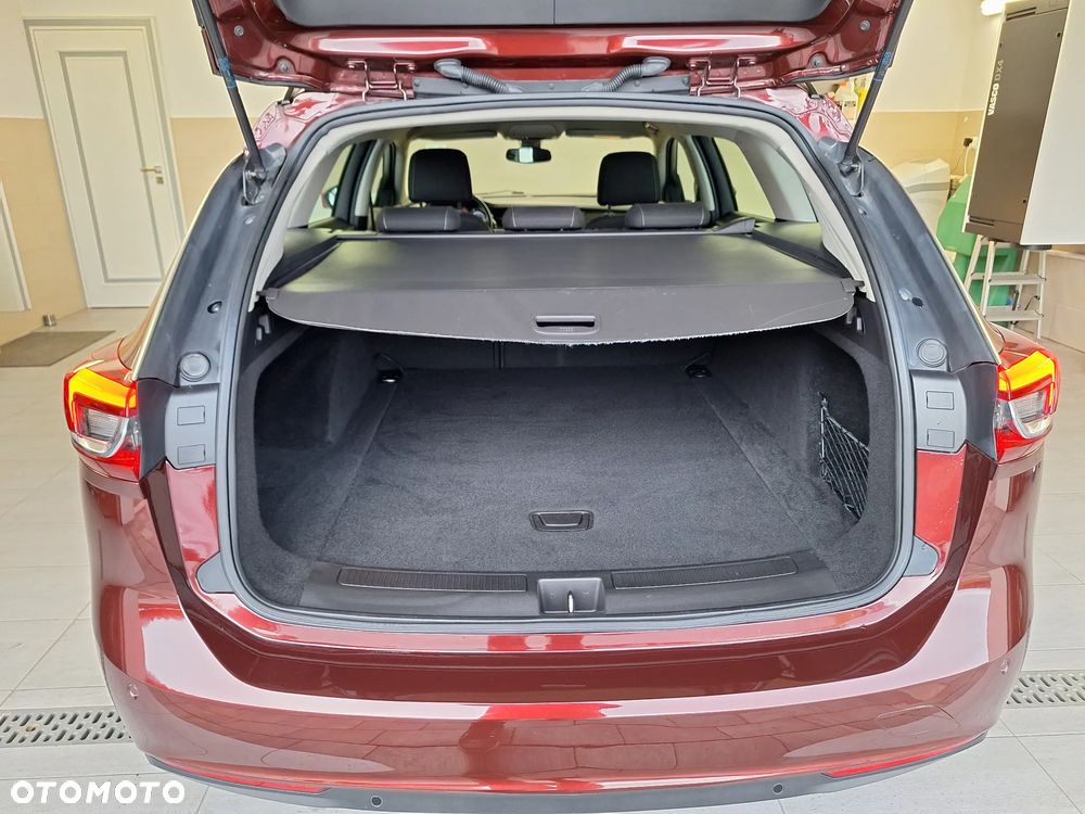 Opel Insignia 1.5 T Exclusive S&S - 34