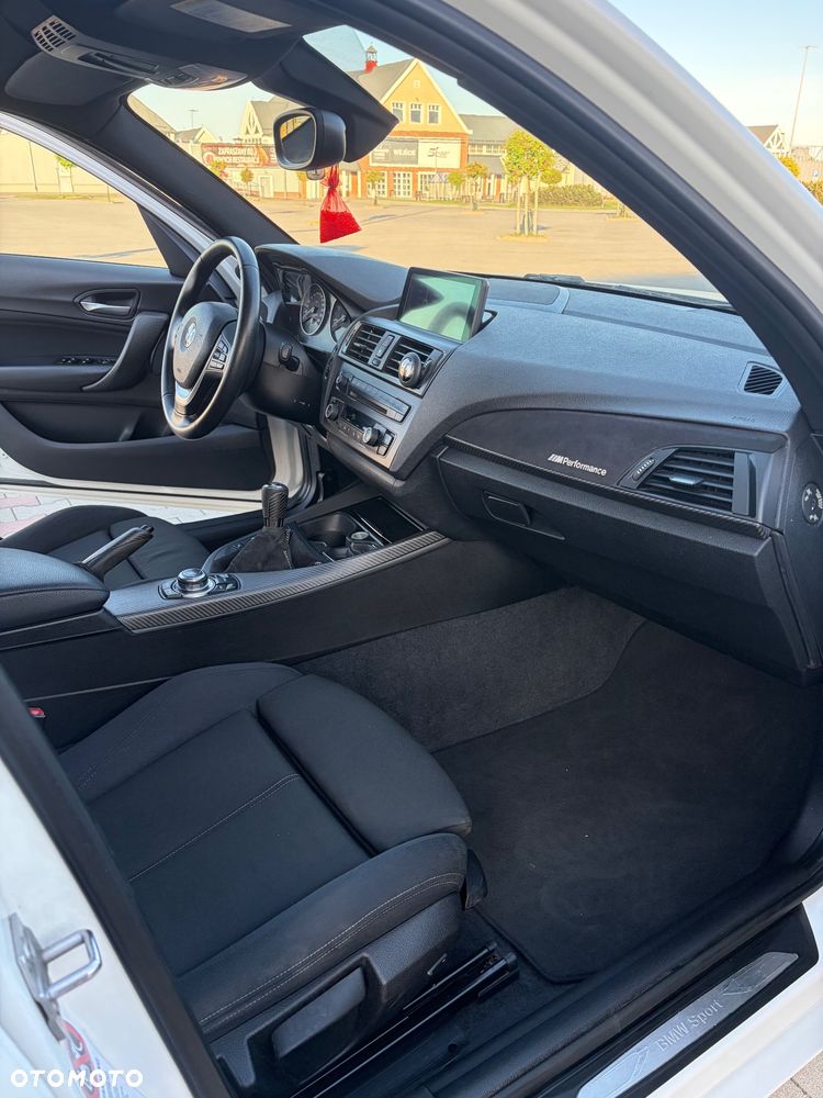 BMW Seria 1 118d Sport Line - 14