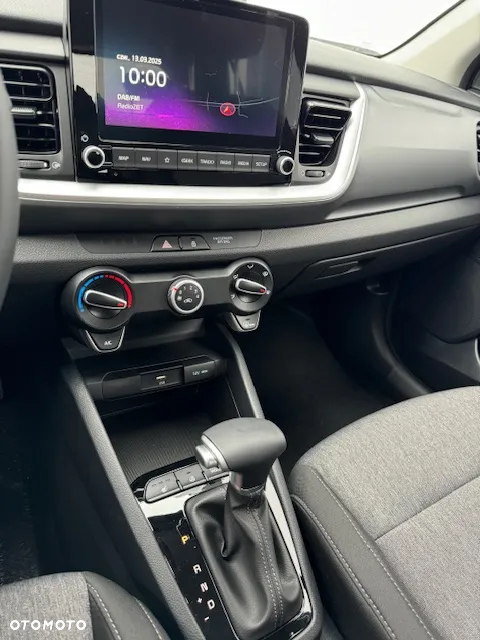 Kia Stonic 1.0 T-GDI M DCT - 8