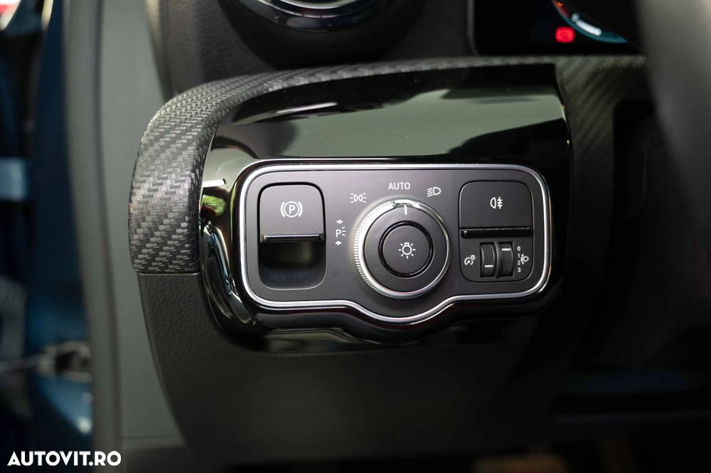 Mercedes-Benz A 180 d 7G-DCT Edition 2020 - 7