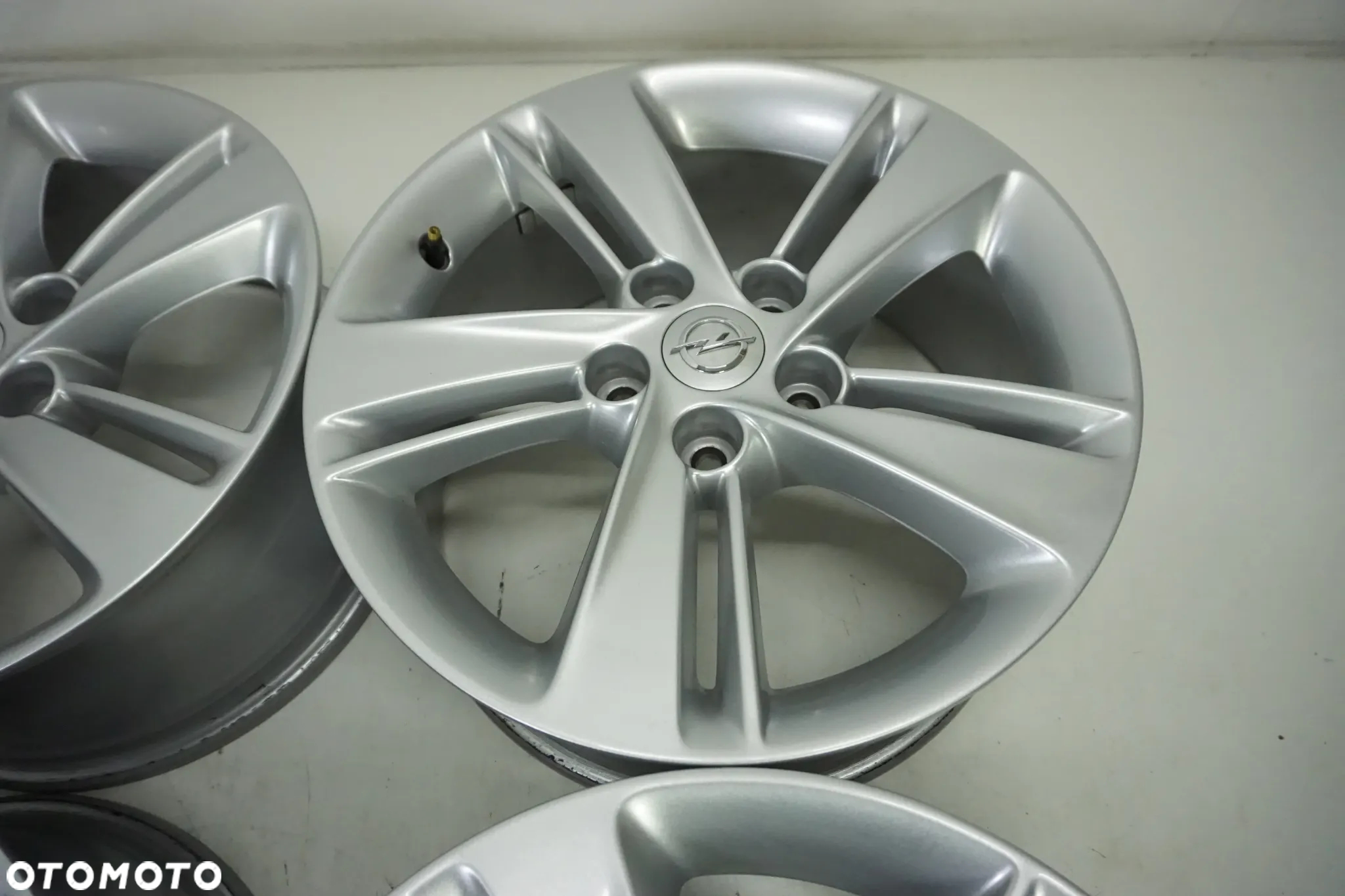 FELGI ALUMINIOWE 17 OPEL ASTRA J INSIGNIA B ZAFIRA ANTARA CHEVROLET ORLANDO CRUZE CAPTIVA VOLT  5X115 CZUJNIKI - 6
