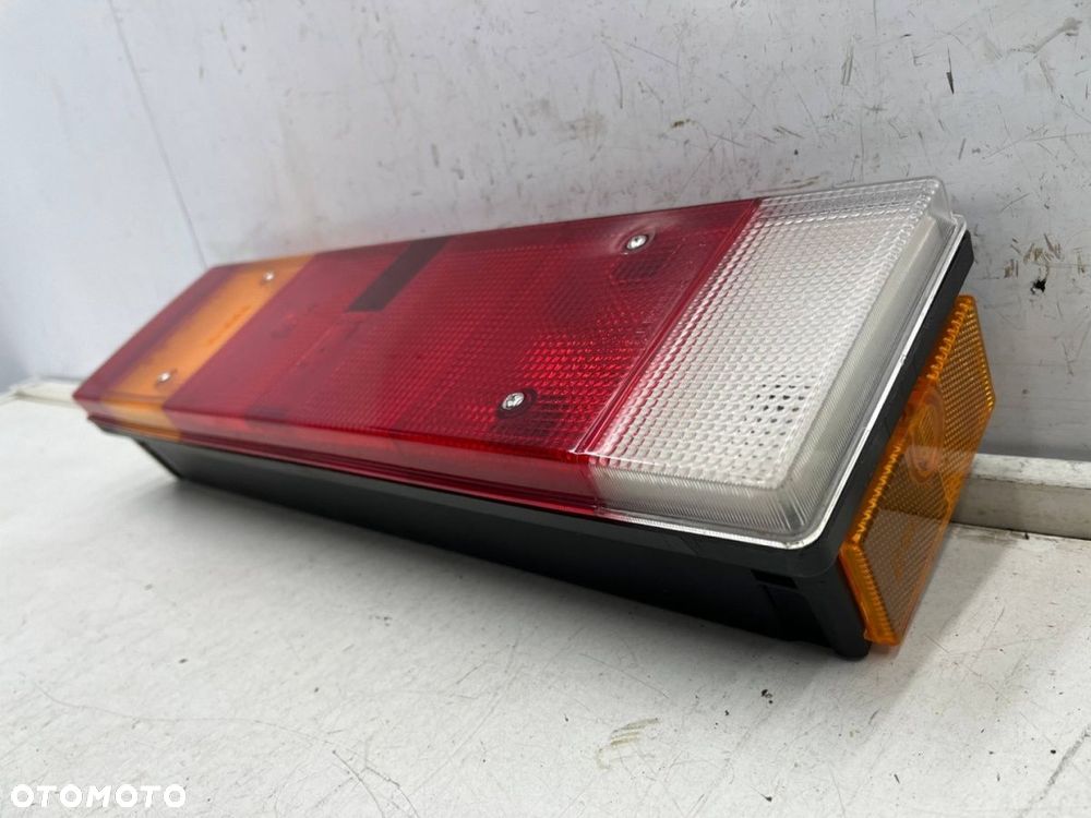 Lampa Iveco Stralis 02-19r. lewa tylna w oryginalna EU lewy tył 169400 - 7