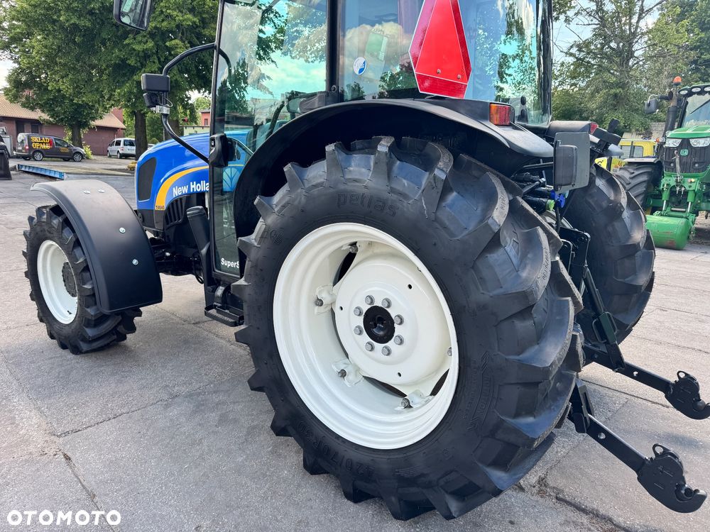 New Holland T4040 - 25