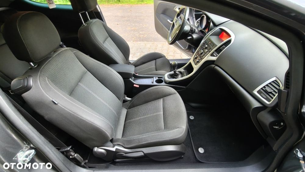 Opel Astra - 10
