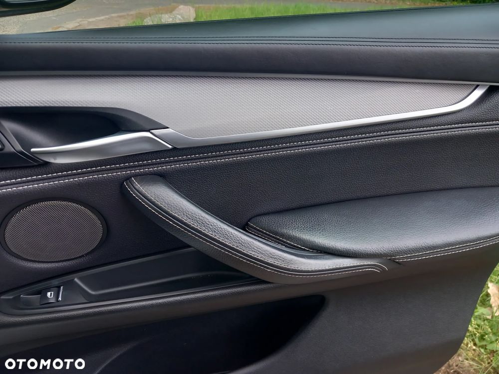 BMW X6 xDriveM50d - 13