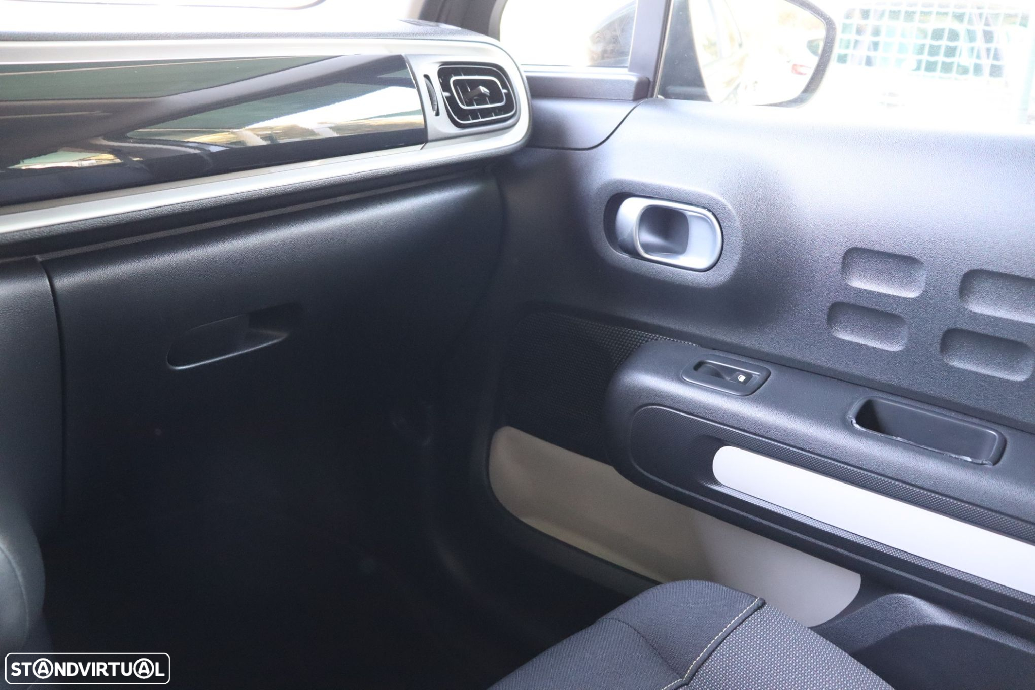 Citroën C3 1.2 PureTech Feel - 14
