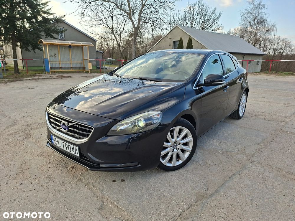 Volvo V40 D2 Momentum - 9